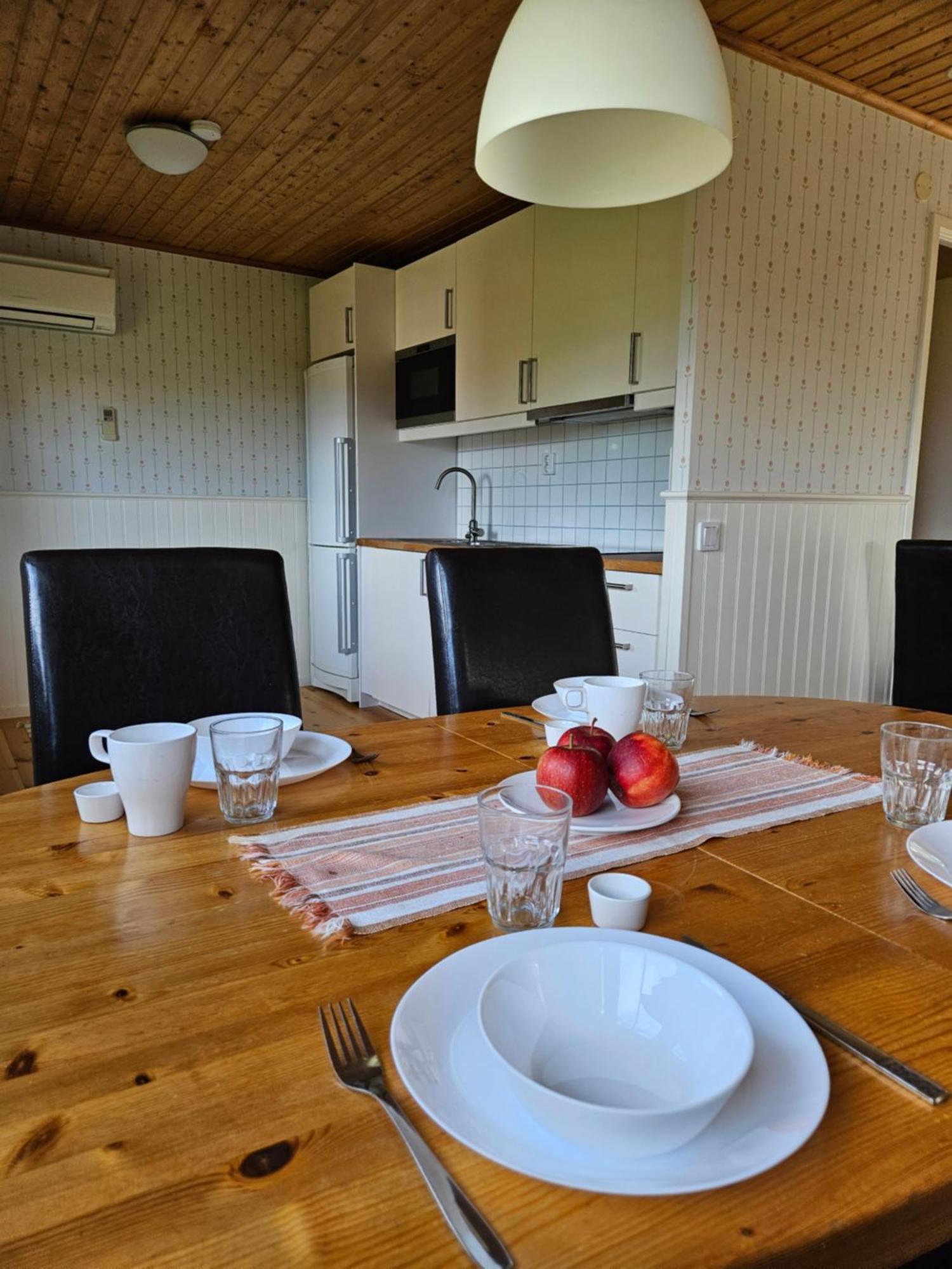 Villa Askevikstugby Sjötorp Esterno foto